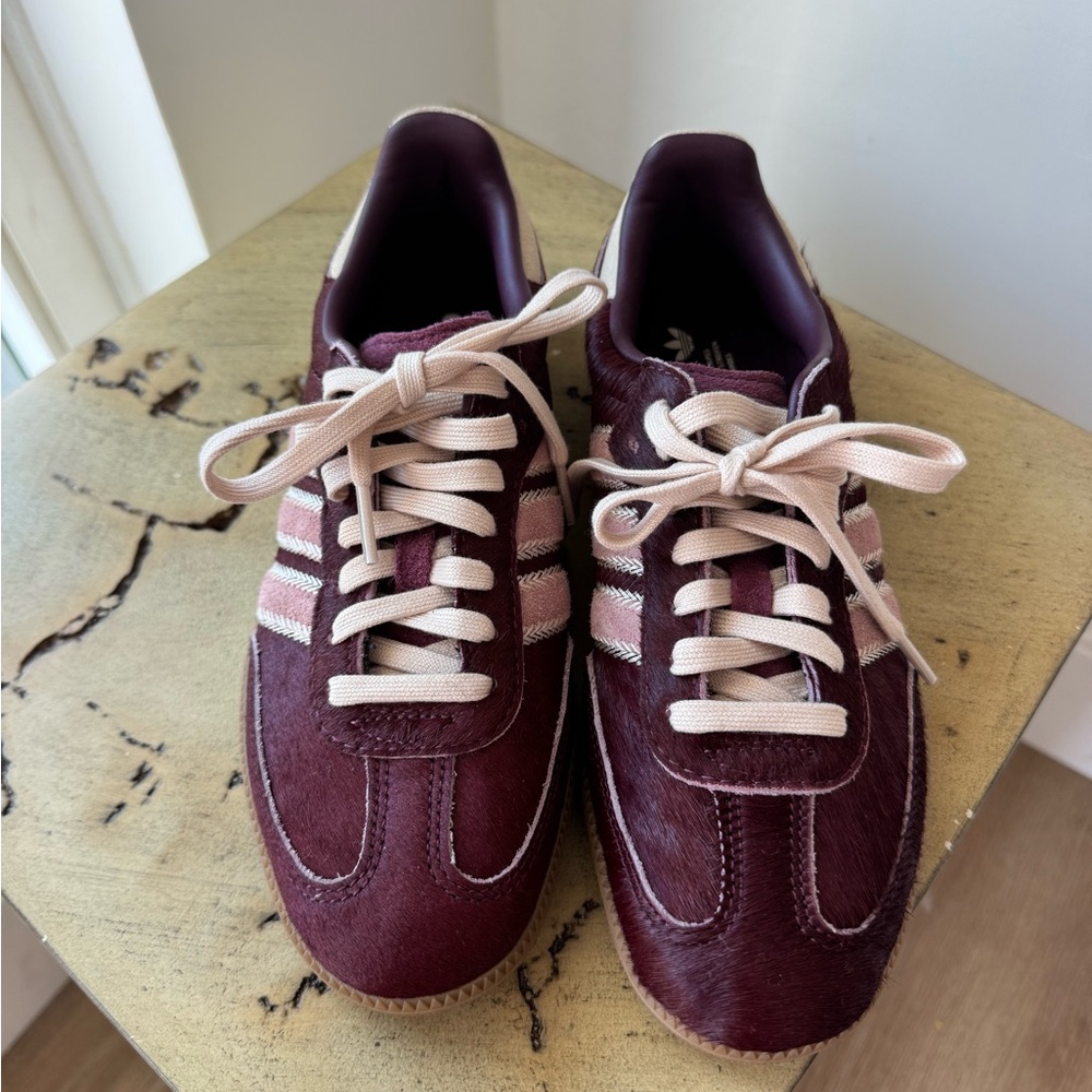 Samba OG Sneakers - Maroon Sand Strata Pony